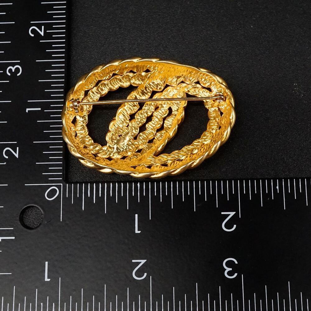 Interlocking Rope Design Gold Tone Oval Brooch Pin Rope Motif Nautical Openwork - Picture 5 of 6